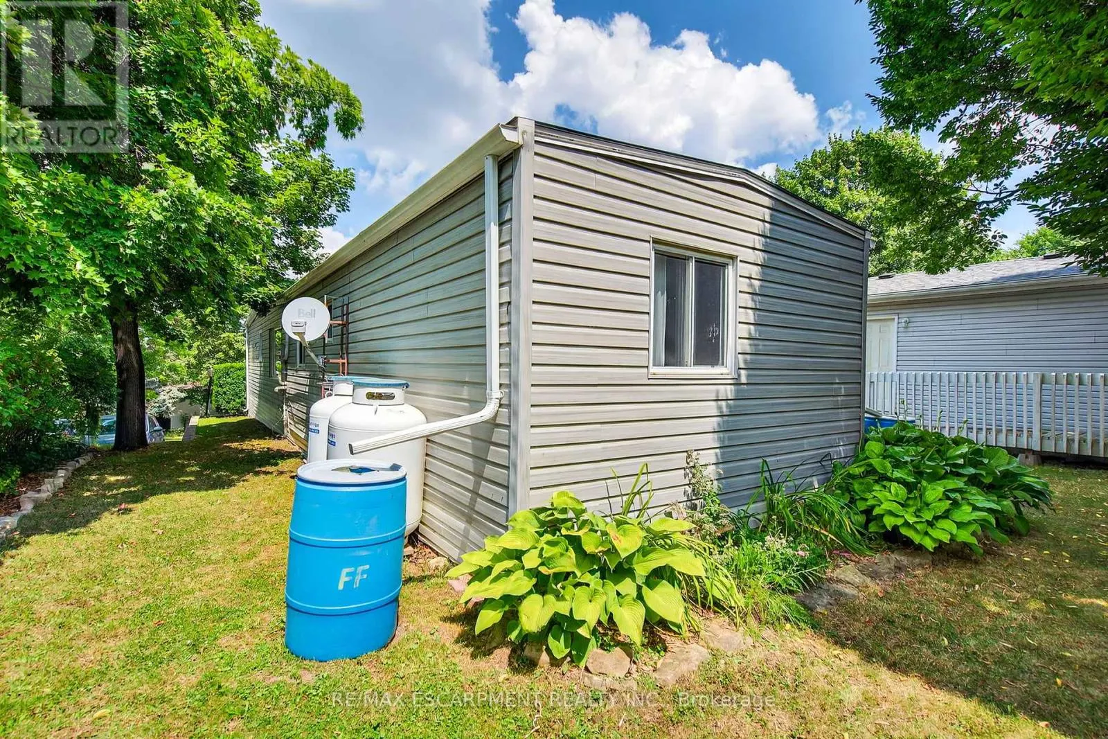 139 MAPLE CRES - 1294 CONCESSION 8 ROAD W