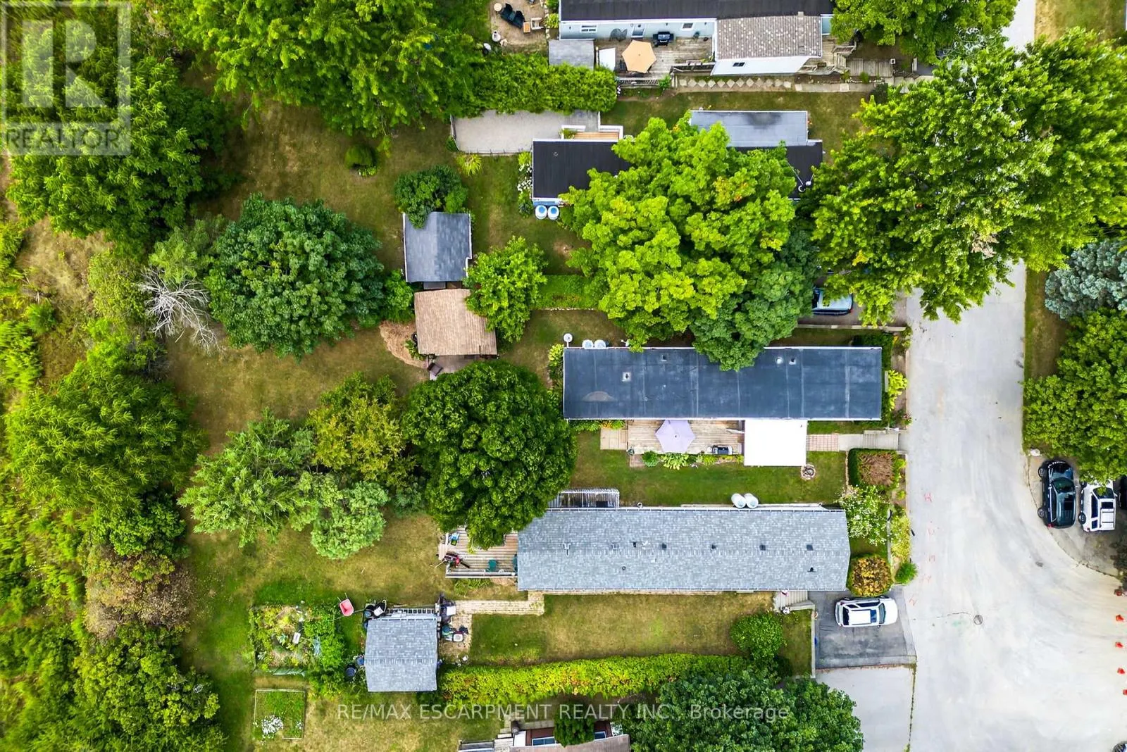 139 MAPLE CRES - 1294 CONCESSION 8 ROAD W