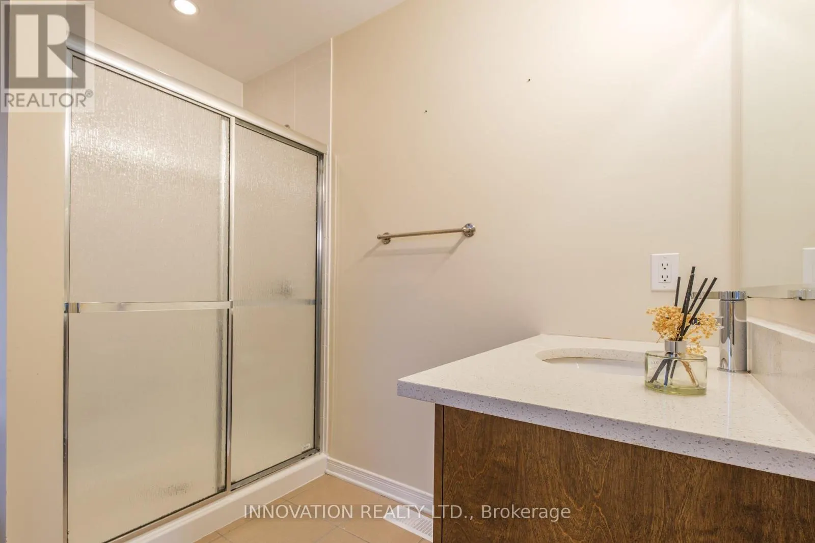 1609 WESTHALL WAY N
