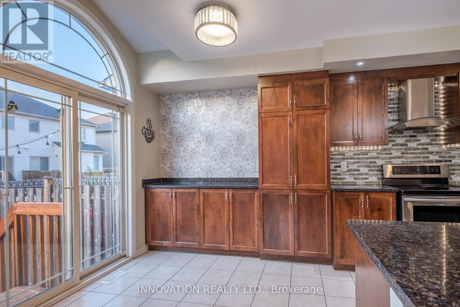 1609 WESTHALL WAY N