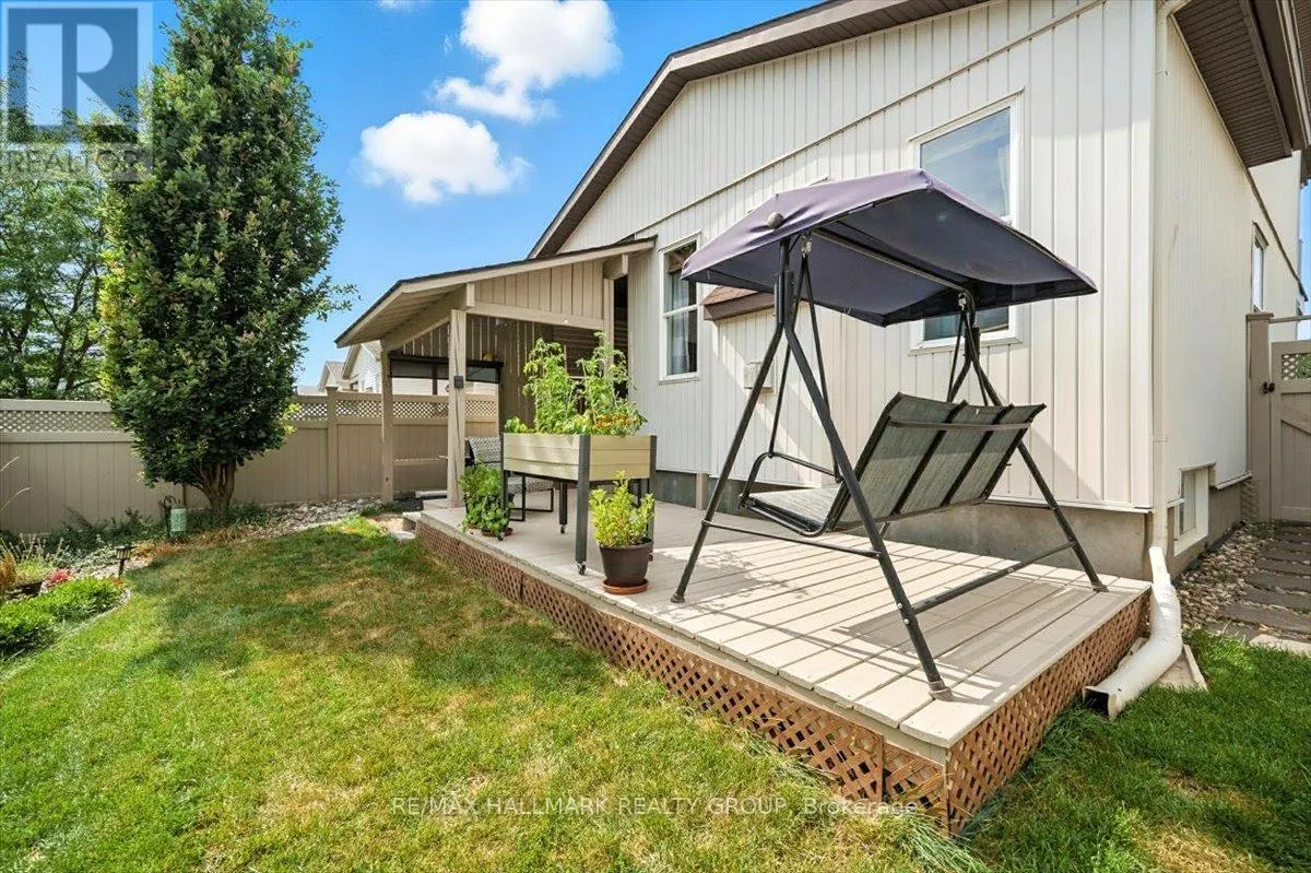 1026 FIELDFAIR WAY