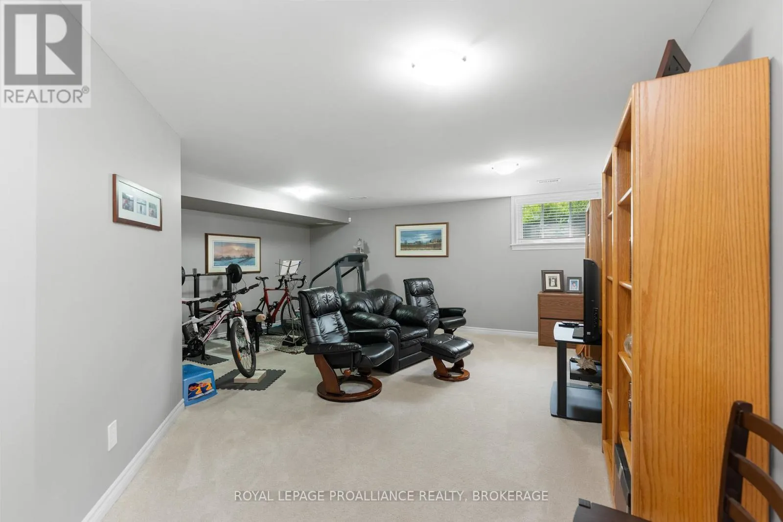 1343 TREMONT DRIVE