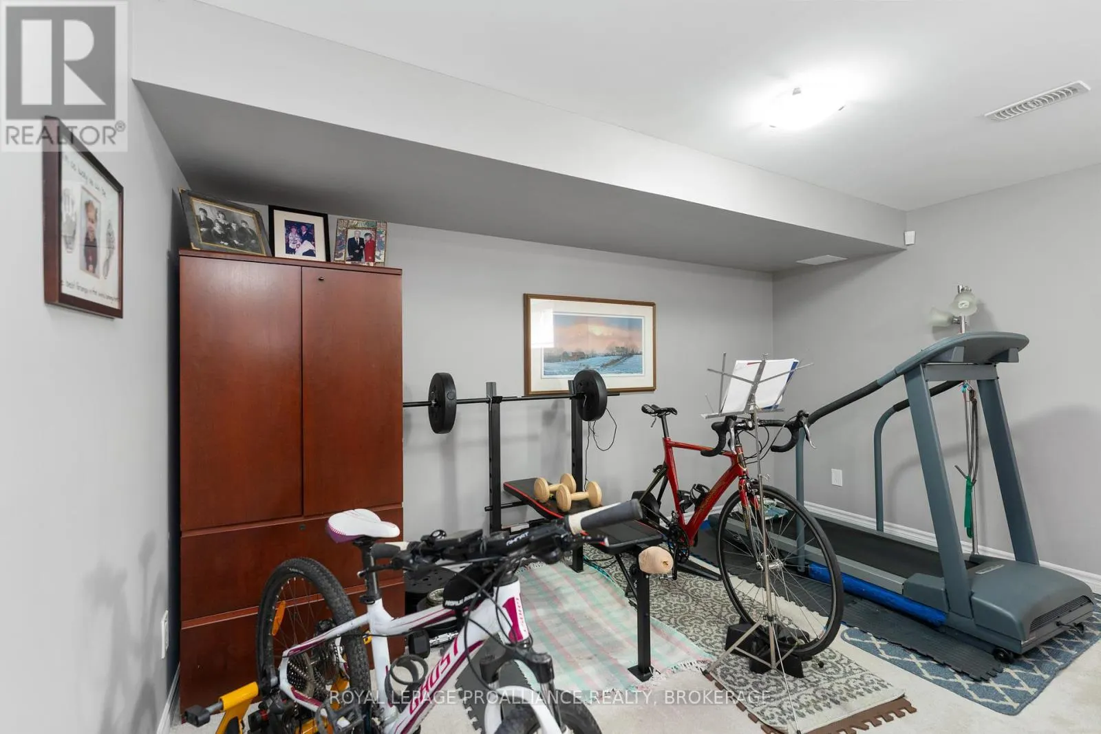 1343 TREMONT DRIVE