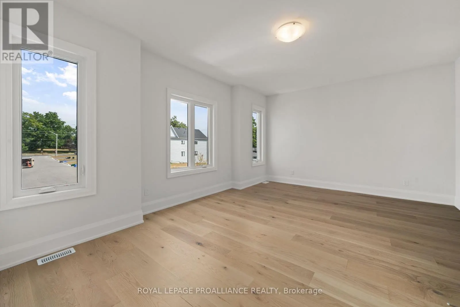 19 TWELVE TREES COURT