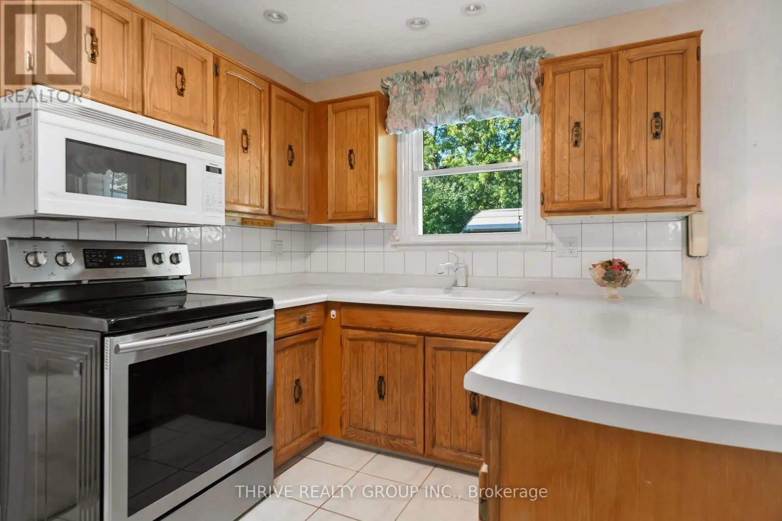 803 FARNHAM ROAD