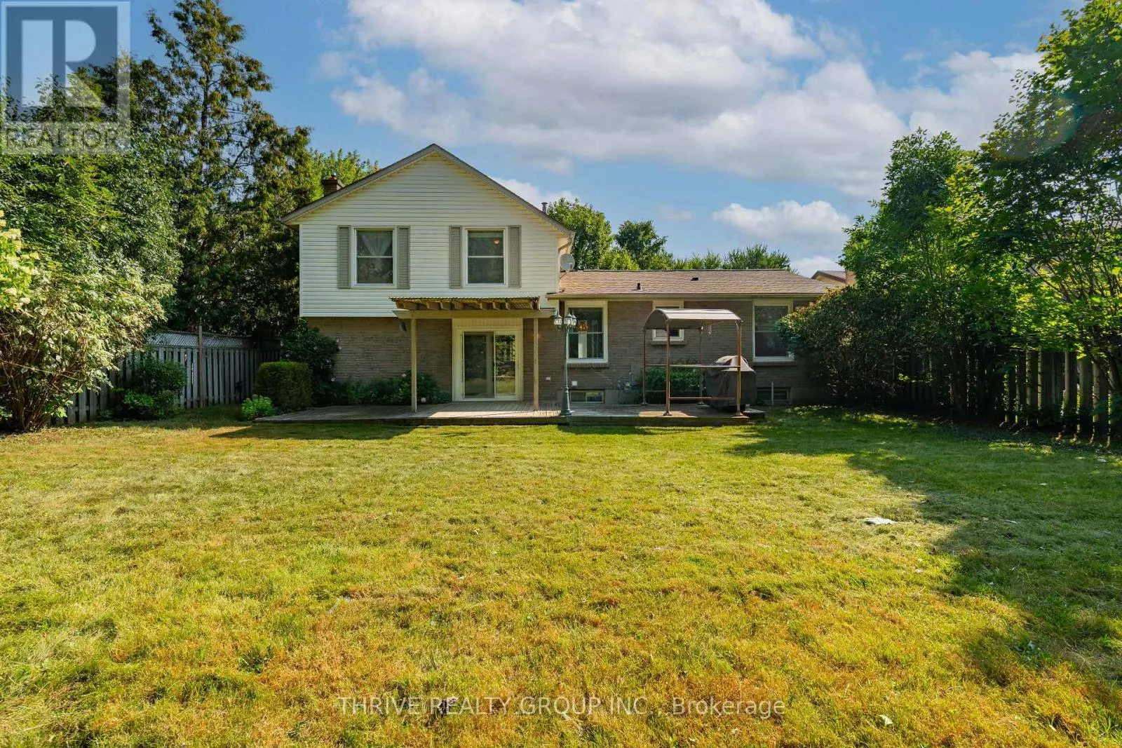 803 FARNHAM ROAD
