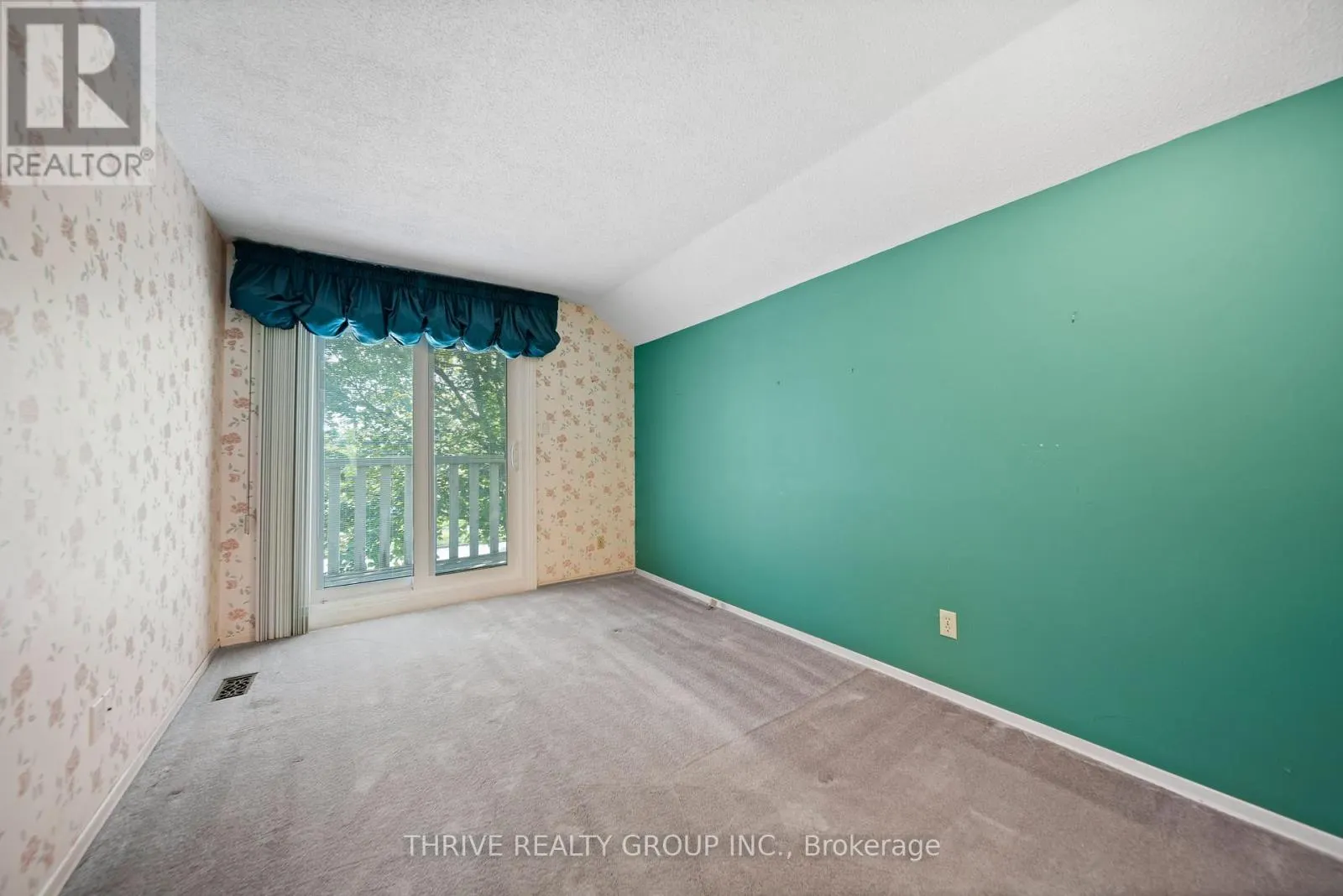 803 FARNHAM ROAD