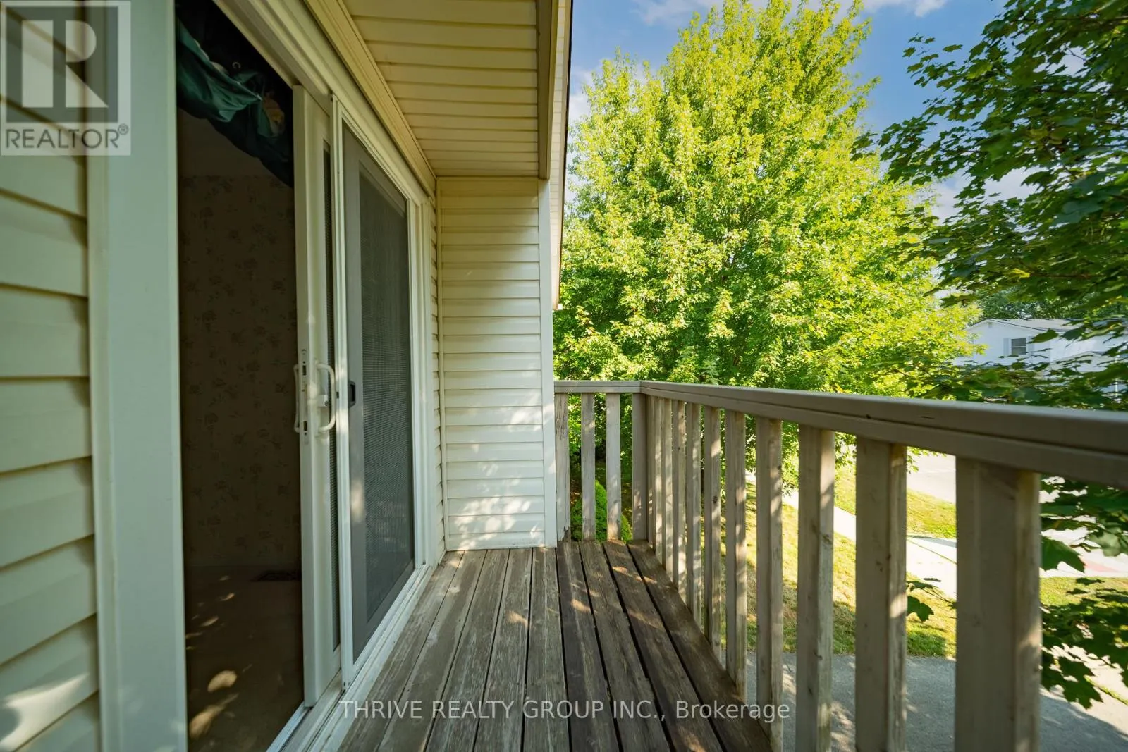 803 FARNHAM ROAD