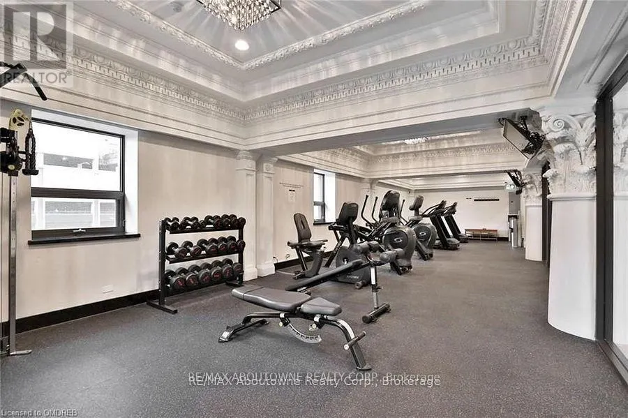 312 - 118 KING STREET E