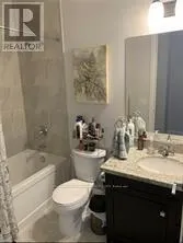 312 - 118 KING STREET E