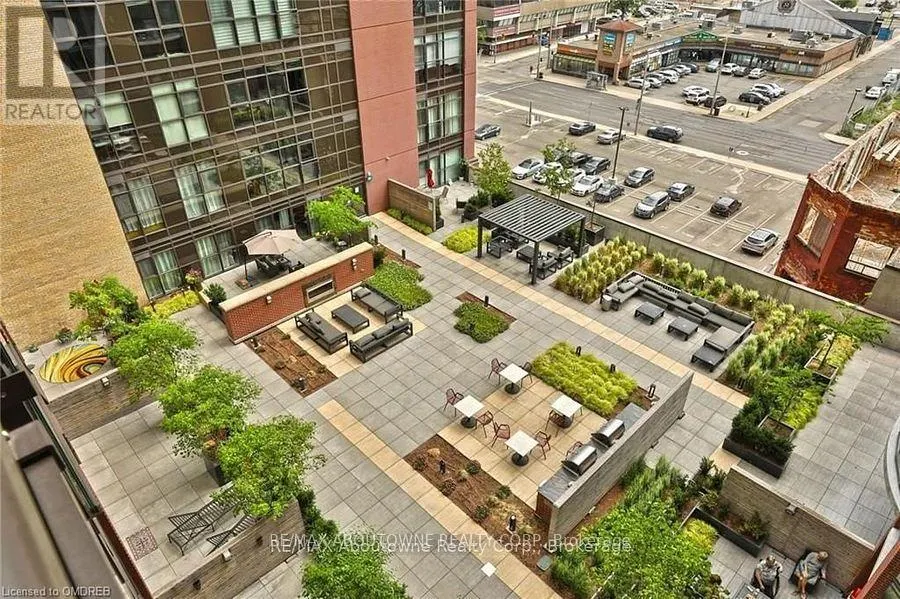 312 - 118 KING STREET E