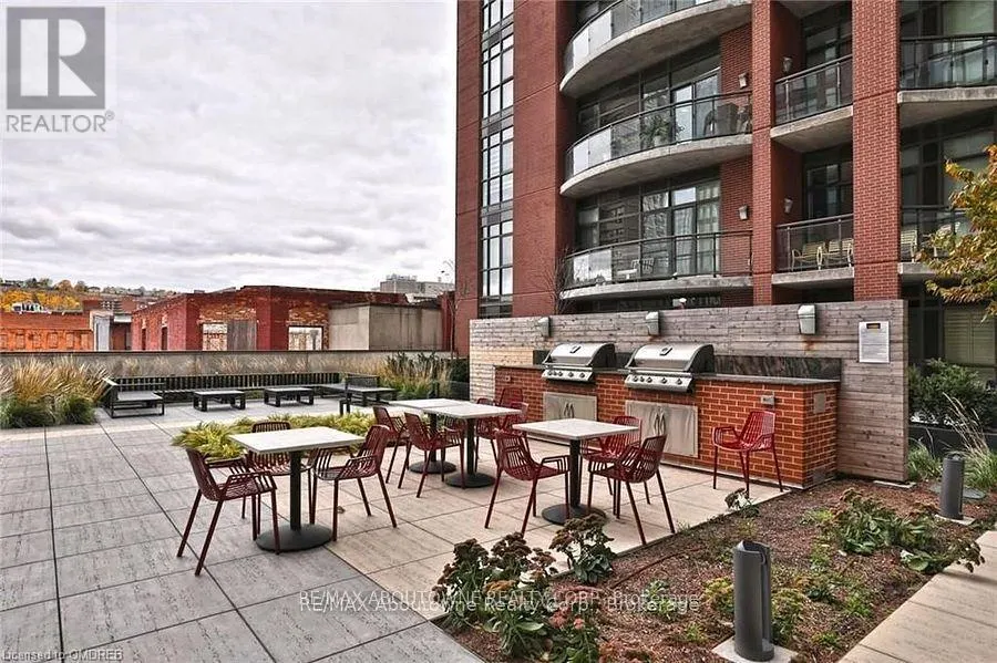 312 - 118 KING STREET E