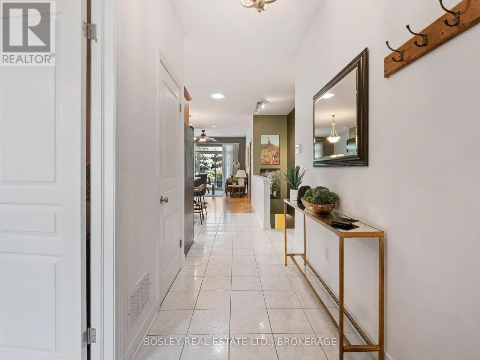 38 AARON TRAIL