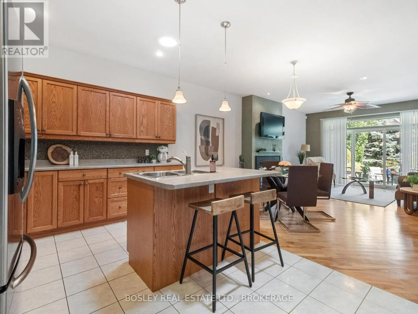 38 AARON TRAIL