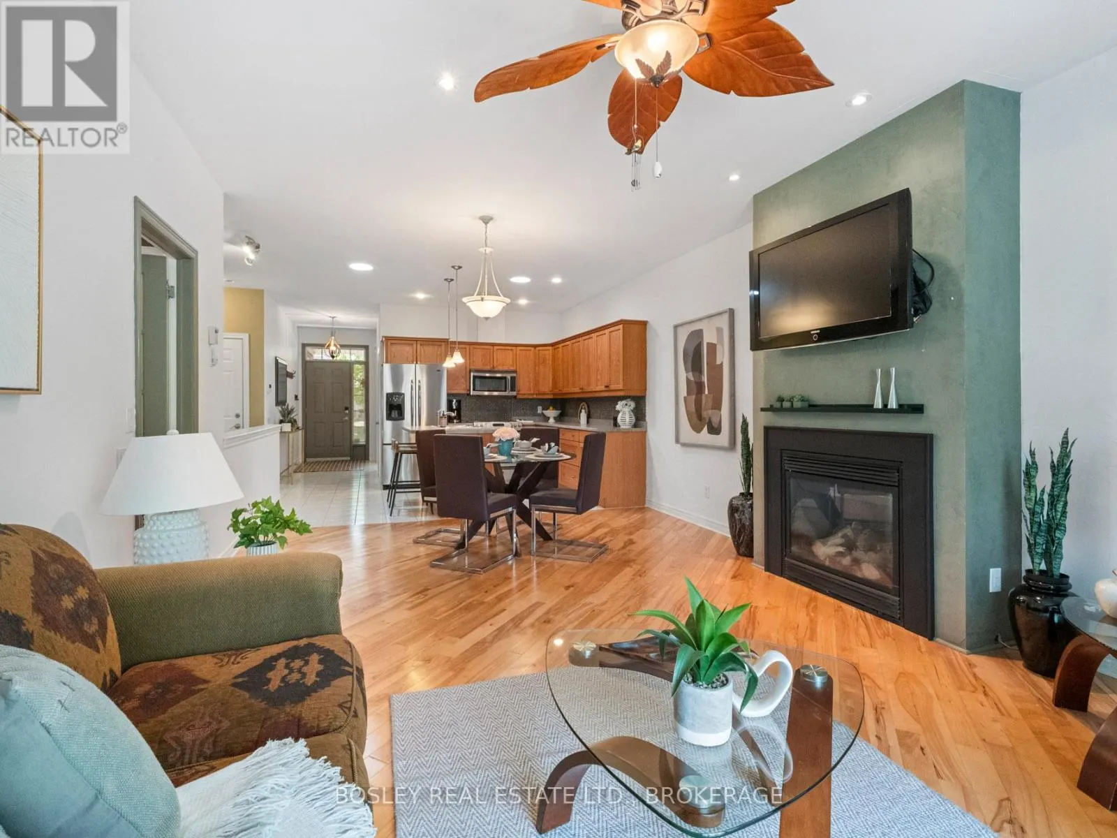 38 AARON TRAIL