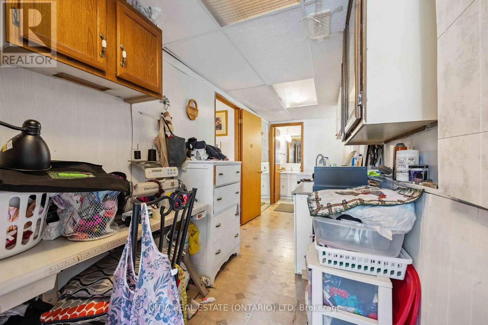 106 HASTINGS CRESCENT E