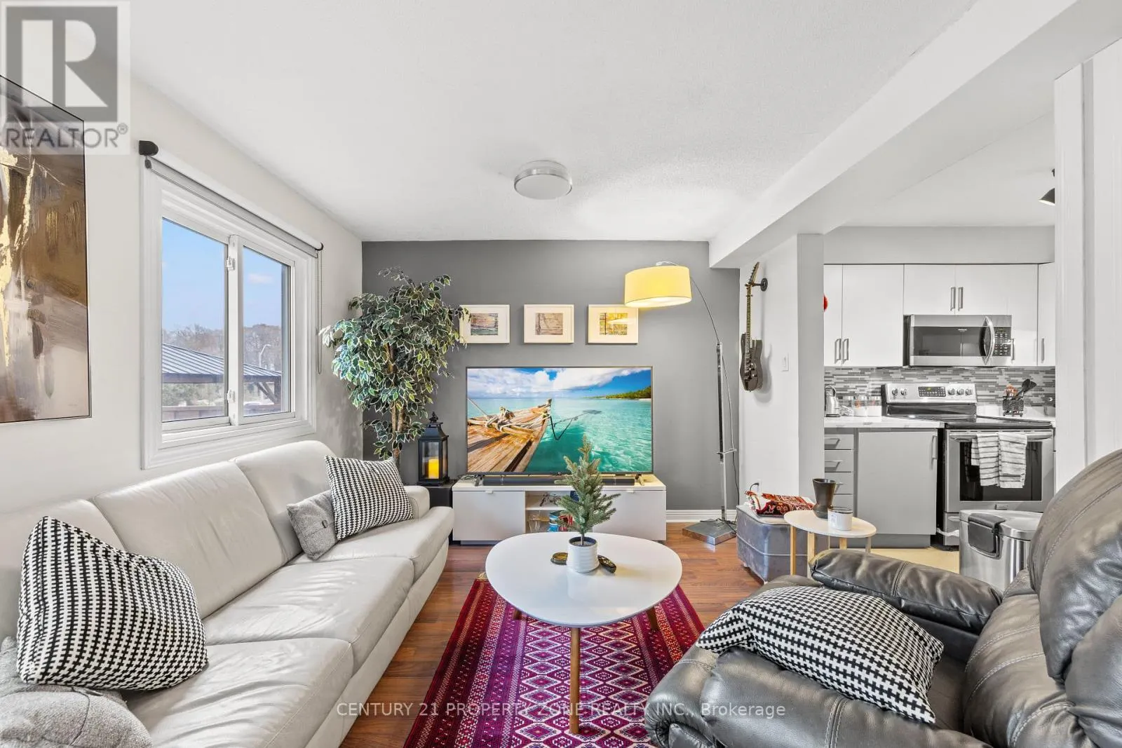 2 - 280 LIMERIDGE ROAD E