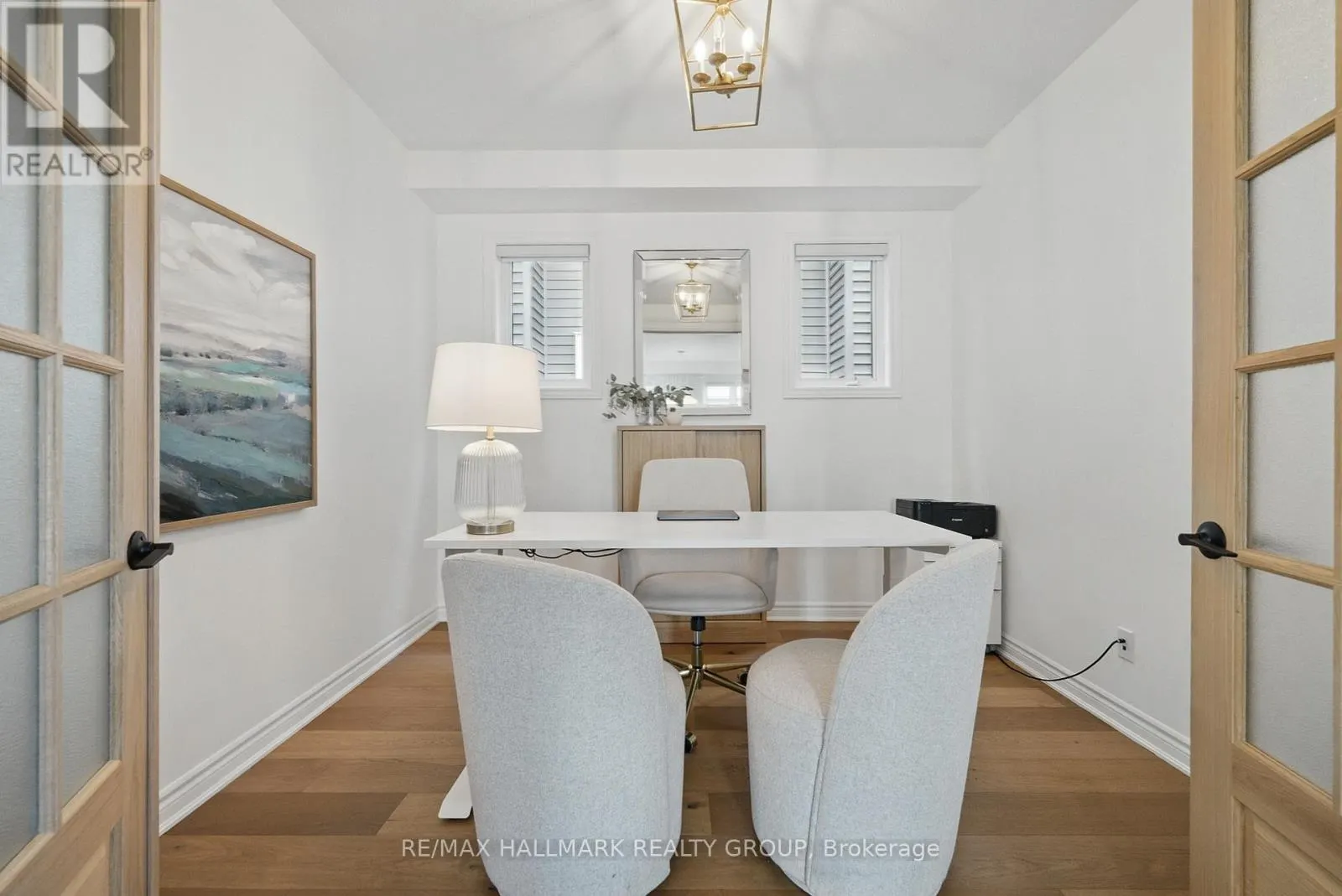 824 HENSLOW'S CIRCLE