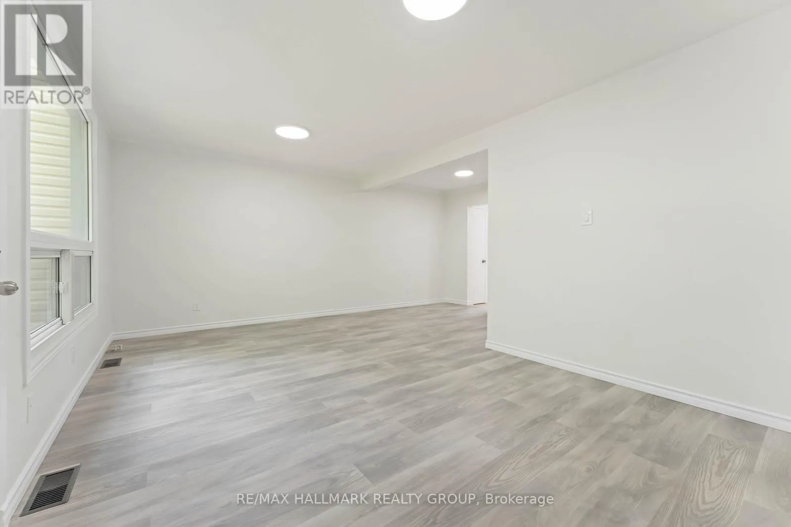 317 - 1441 PALMERSTON DRIVE