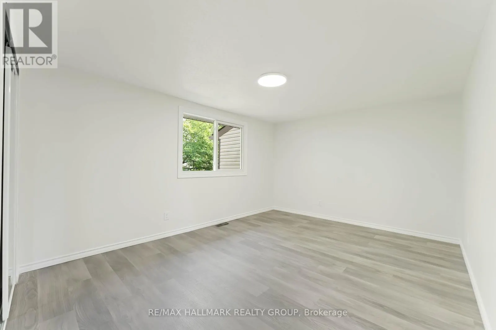 317 - 1441 PALMERSTON DRIVE