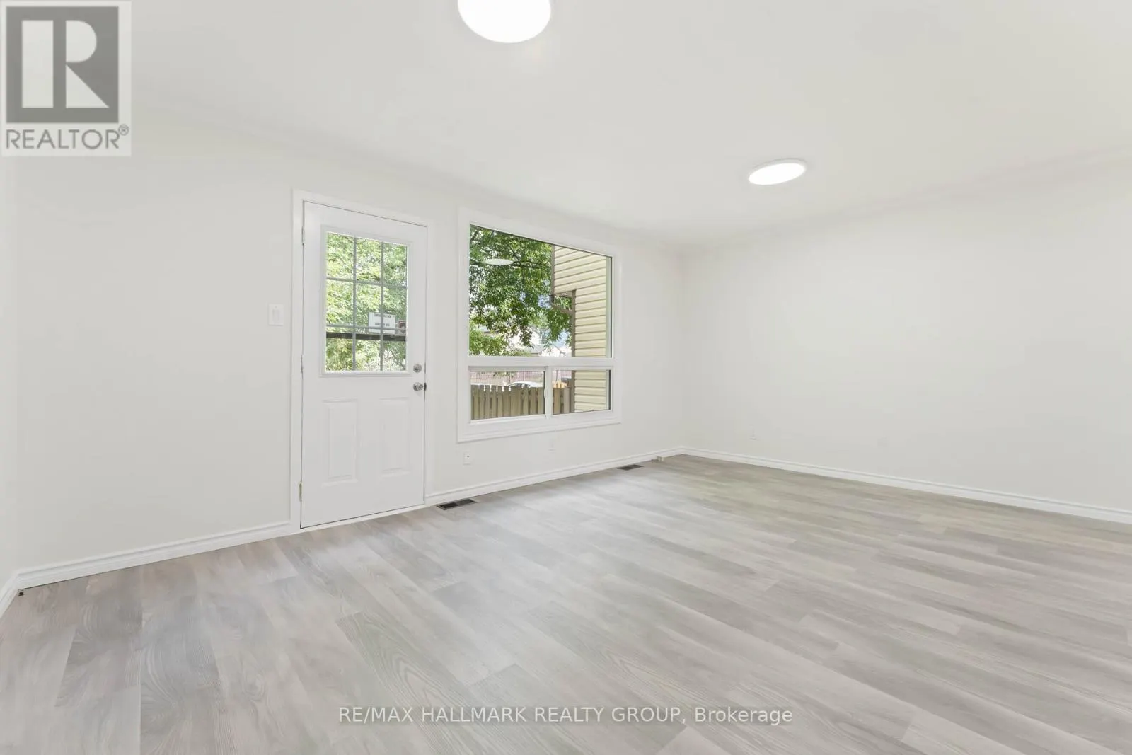 317 - 1441 PALMERSTON DRIVE