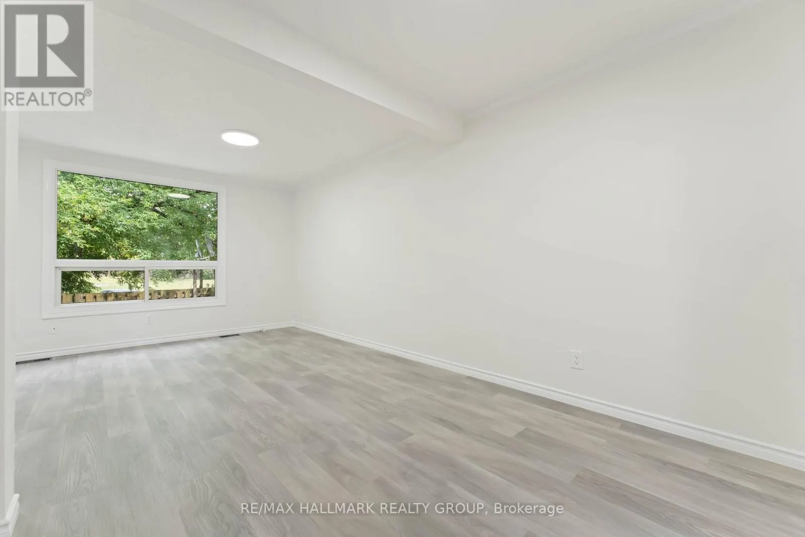 317 - 1441 PALMERSTON DRIVE