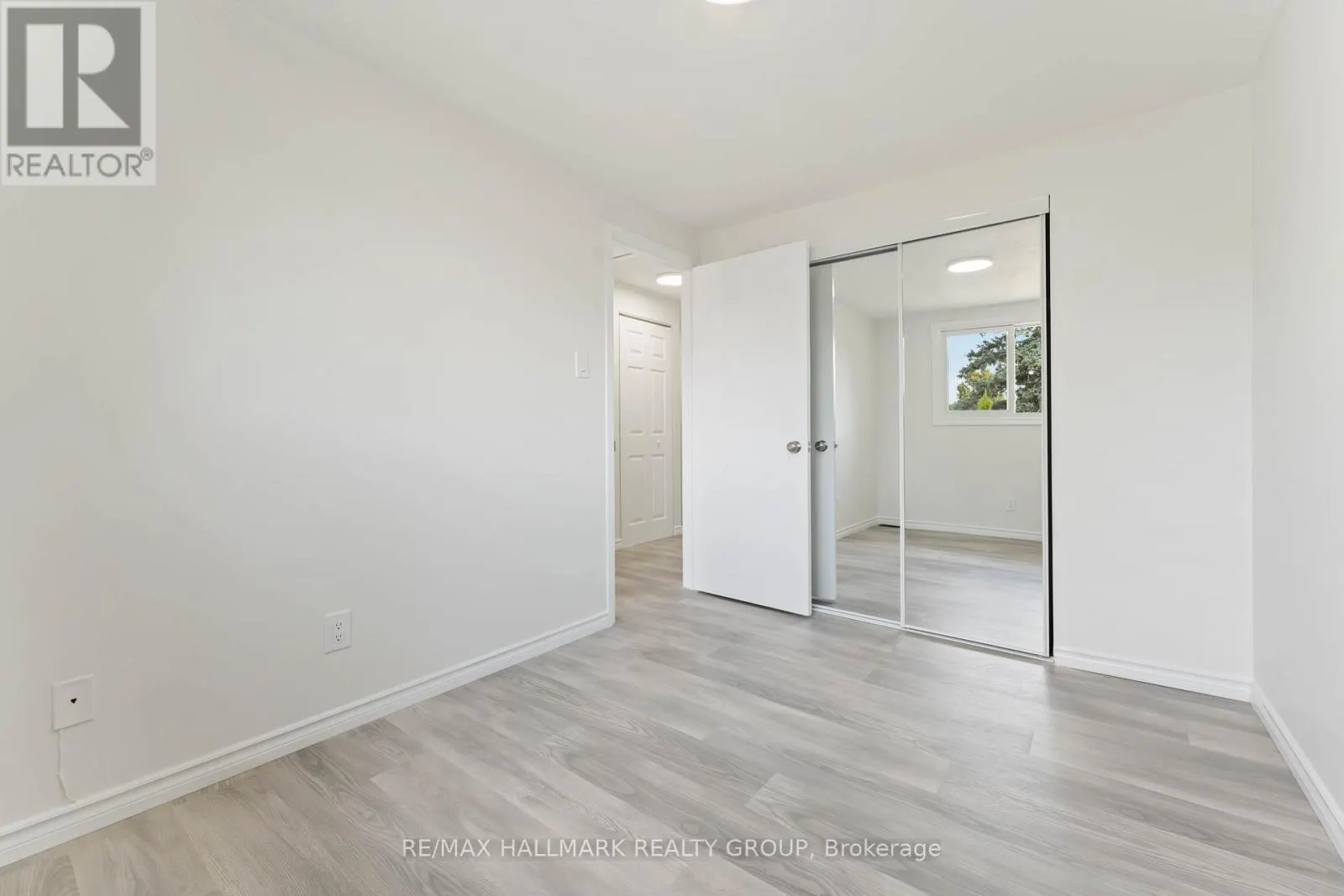 317 - 1441 PALMERSTON DRIVE