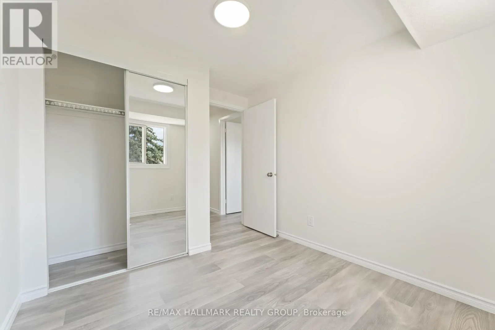 317 - 1441 PALMERSTON DRIVE