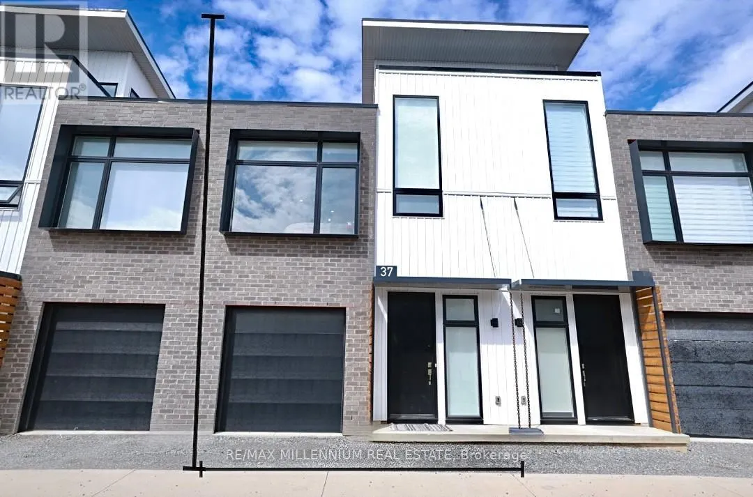 23 - 37 SUMMERSIDE MEWS S