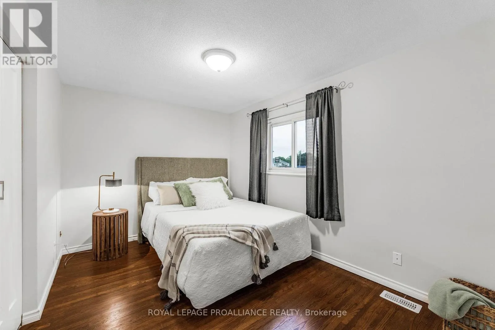 8 - 137 FURNACE STREET, #8