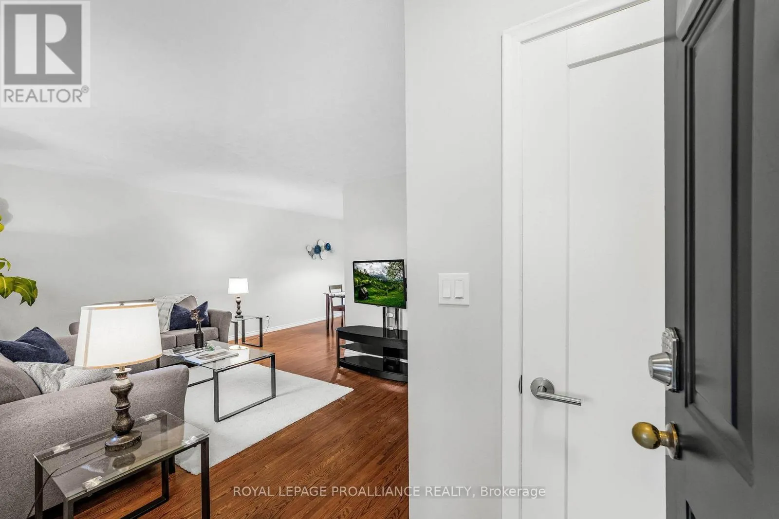 8 - 137 FURNACE STREET, #8