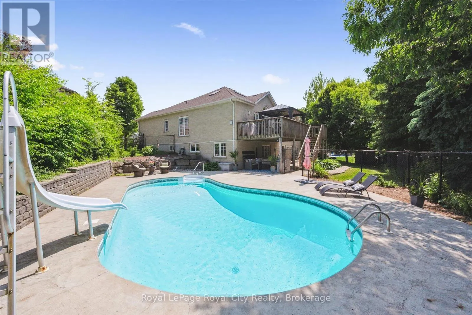 16 ELDERBERRY COURT