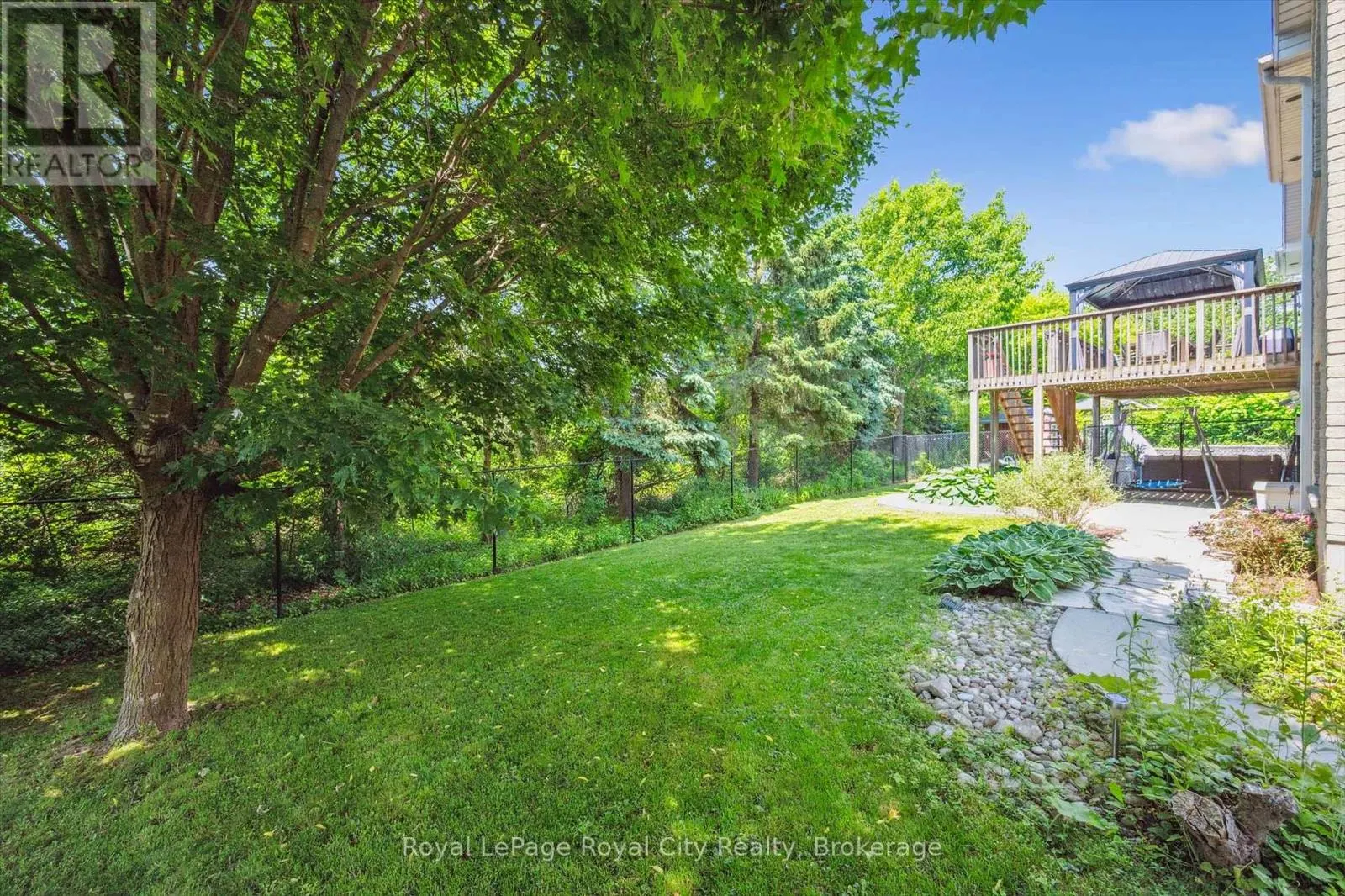 16 ELDERBERRY COURT