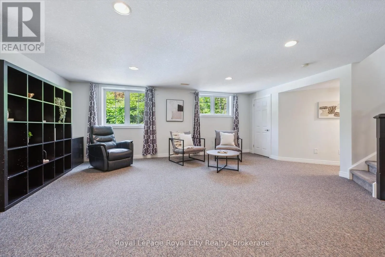 16 ELDERBERRY COURT