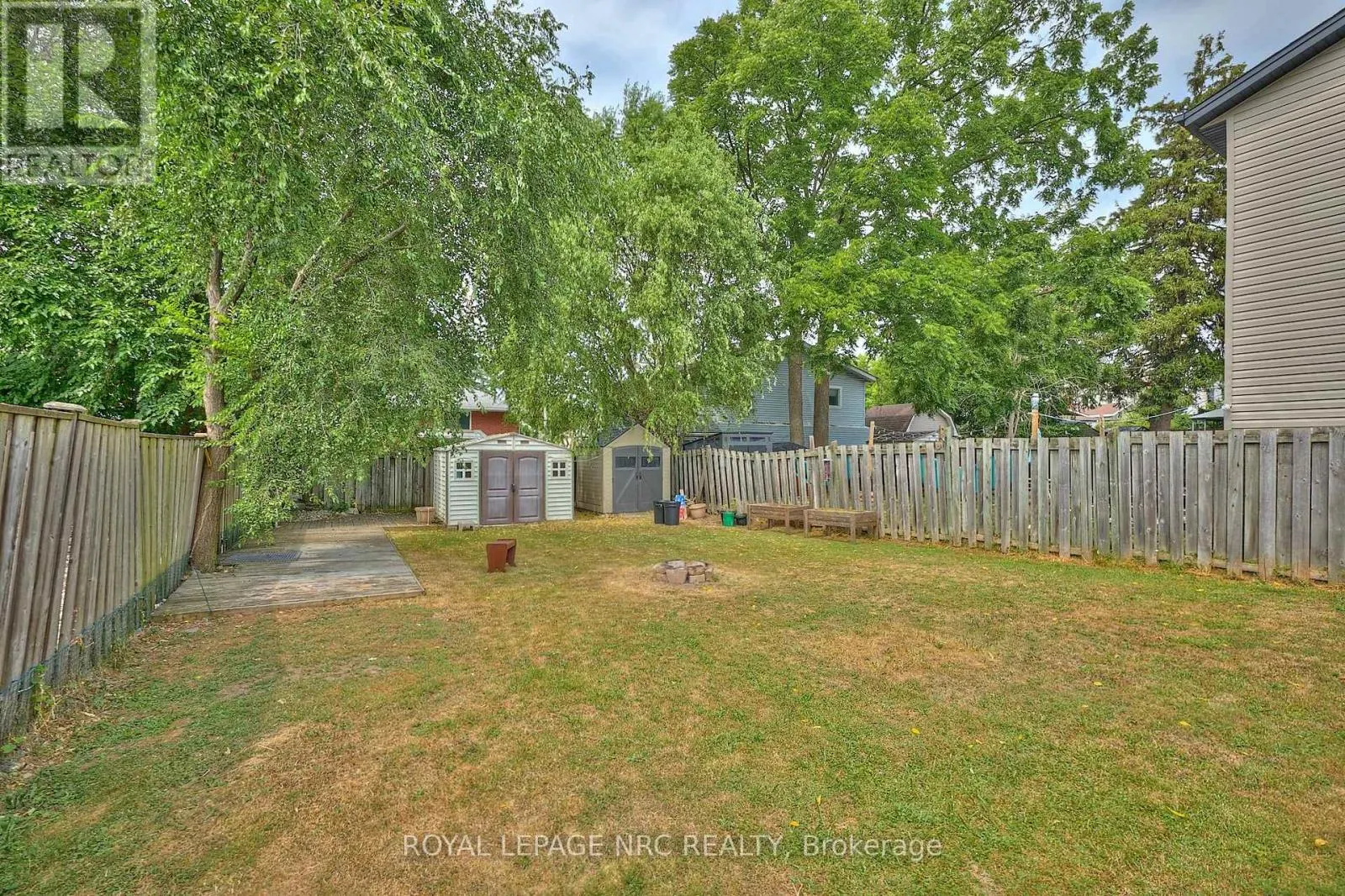 8 WOODBURN AVENUE