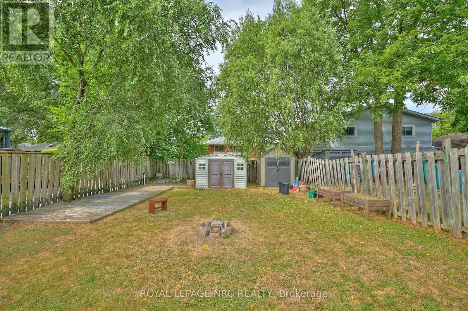 8 WOODBURN AVENUE