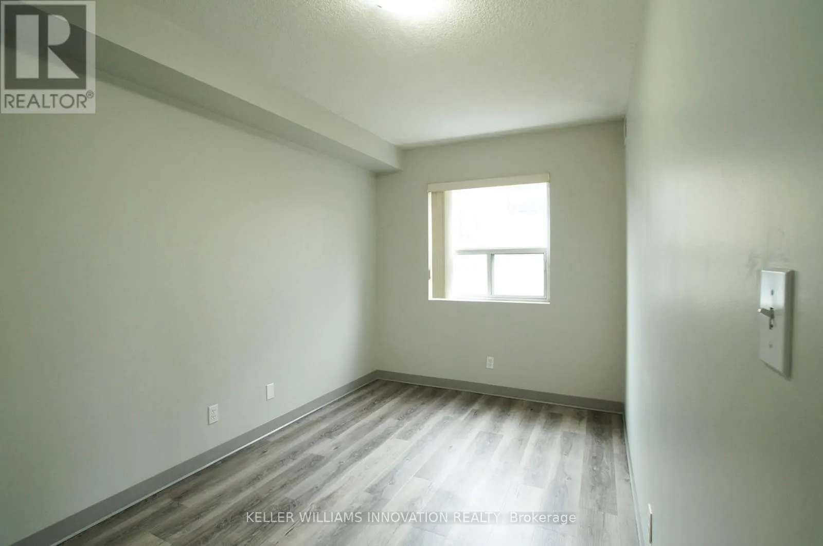102 - 593 STRASBURG ROAD