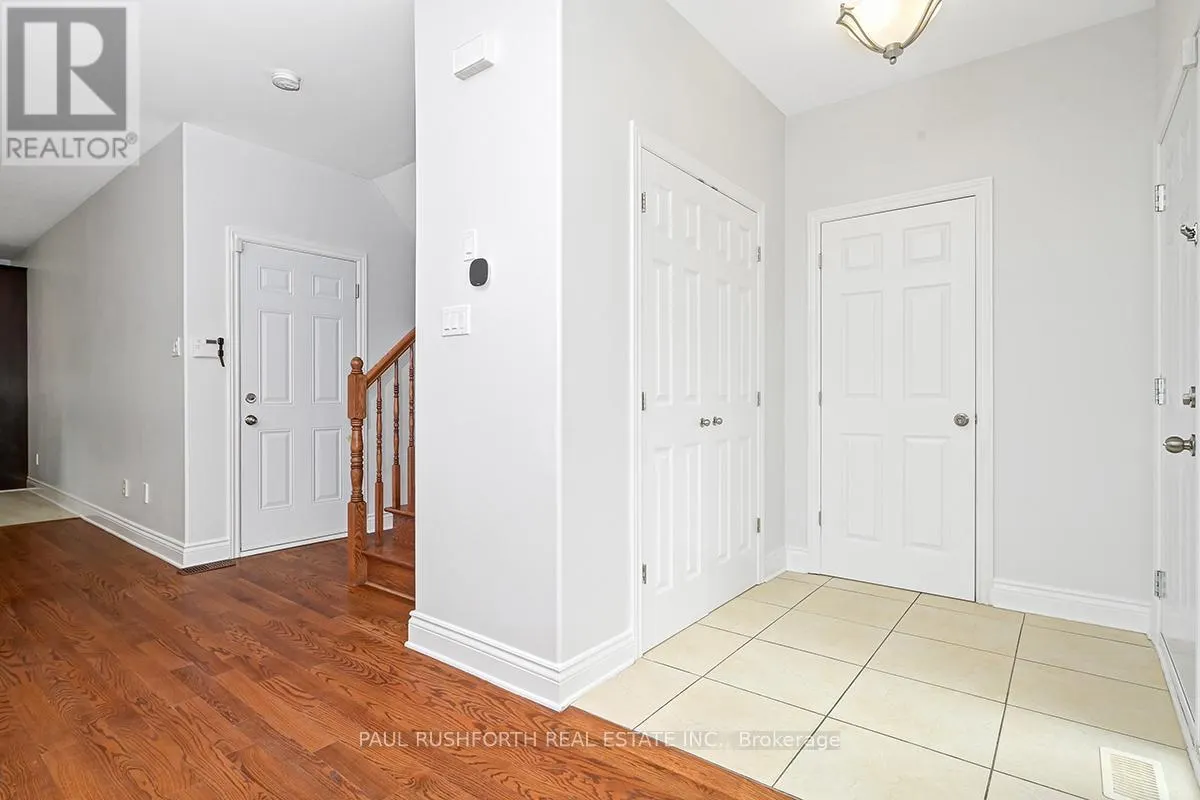 326 WOODROFFE AVENUE