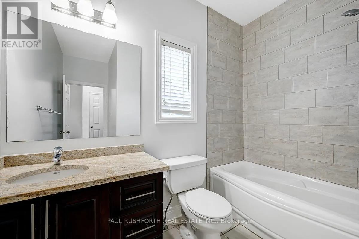 326 WOODROFFE AVENUE