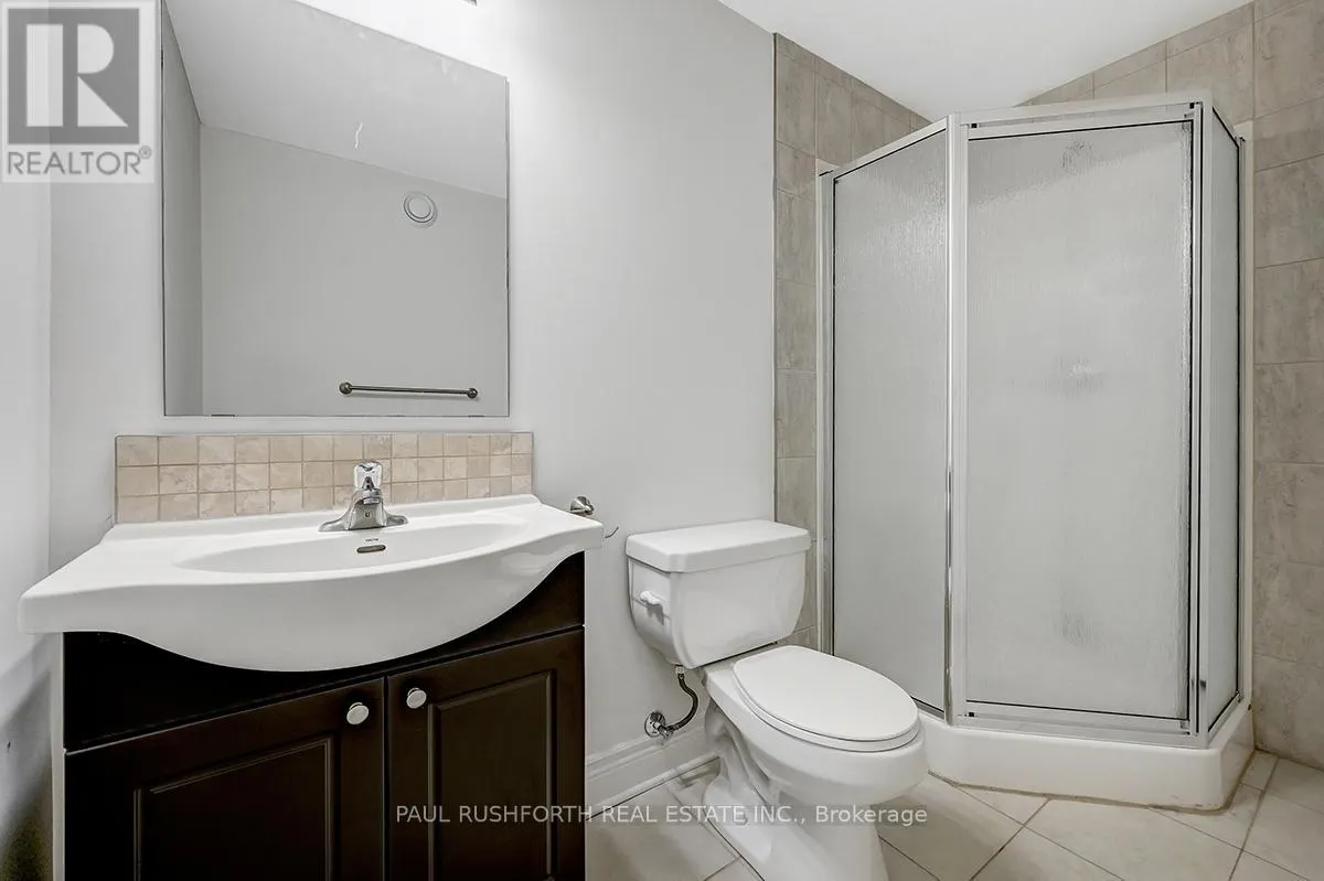 326 WOODROFFE AVENUE
