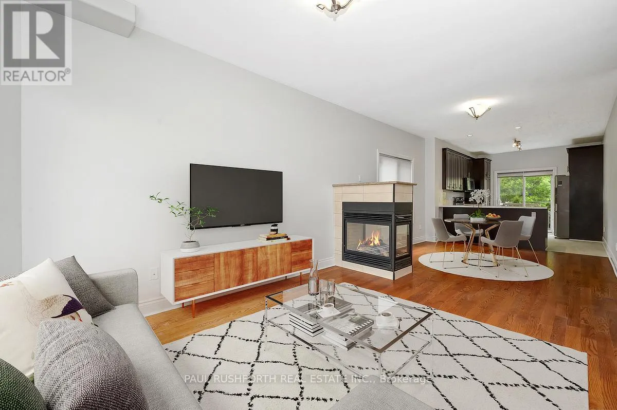 326 WOODROFFE AVENUE