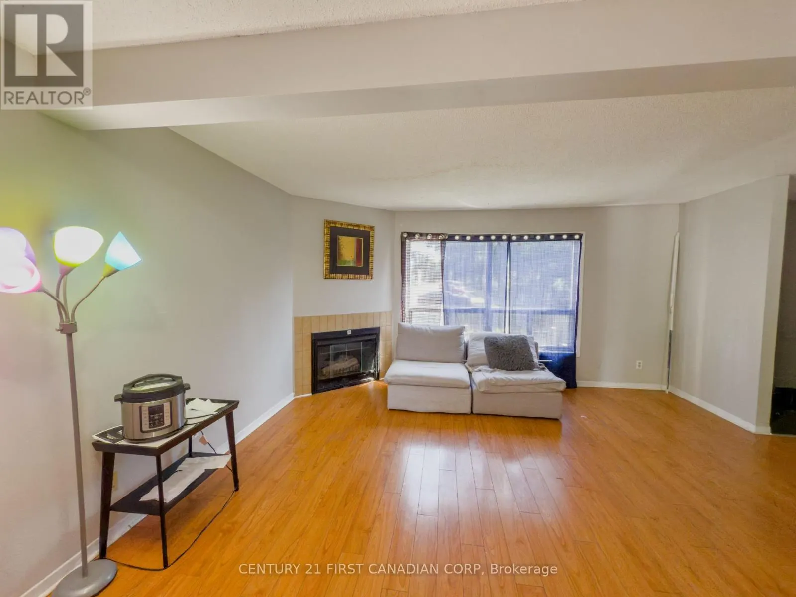 18 - 595 THIRD STREET, #18