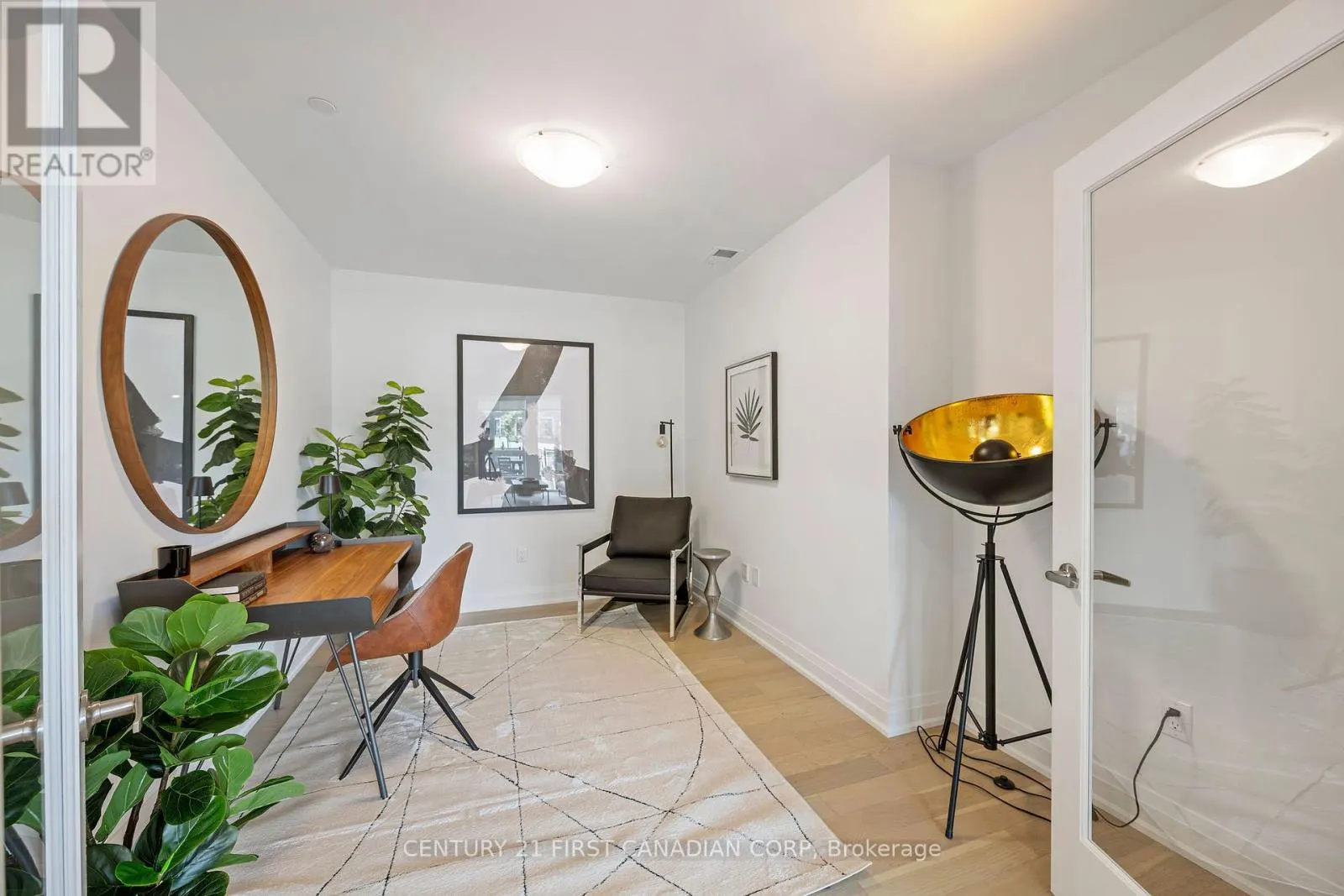 102 - 1975 FOUNTAIN GRASS DRIVE, #102