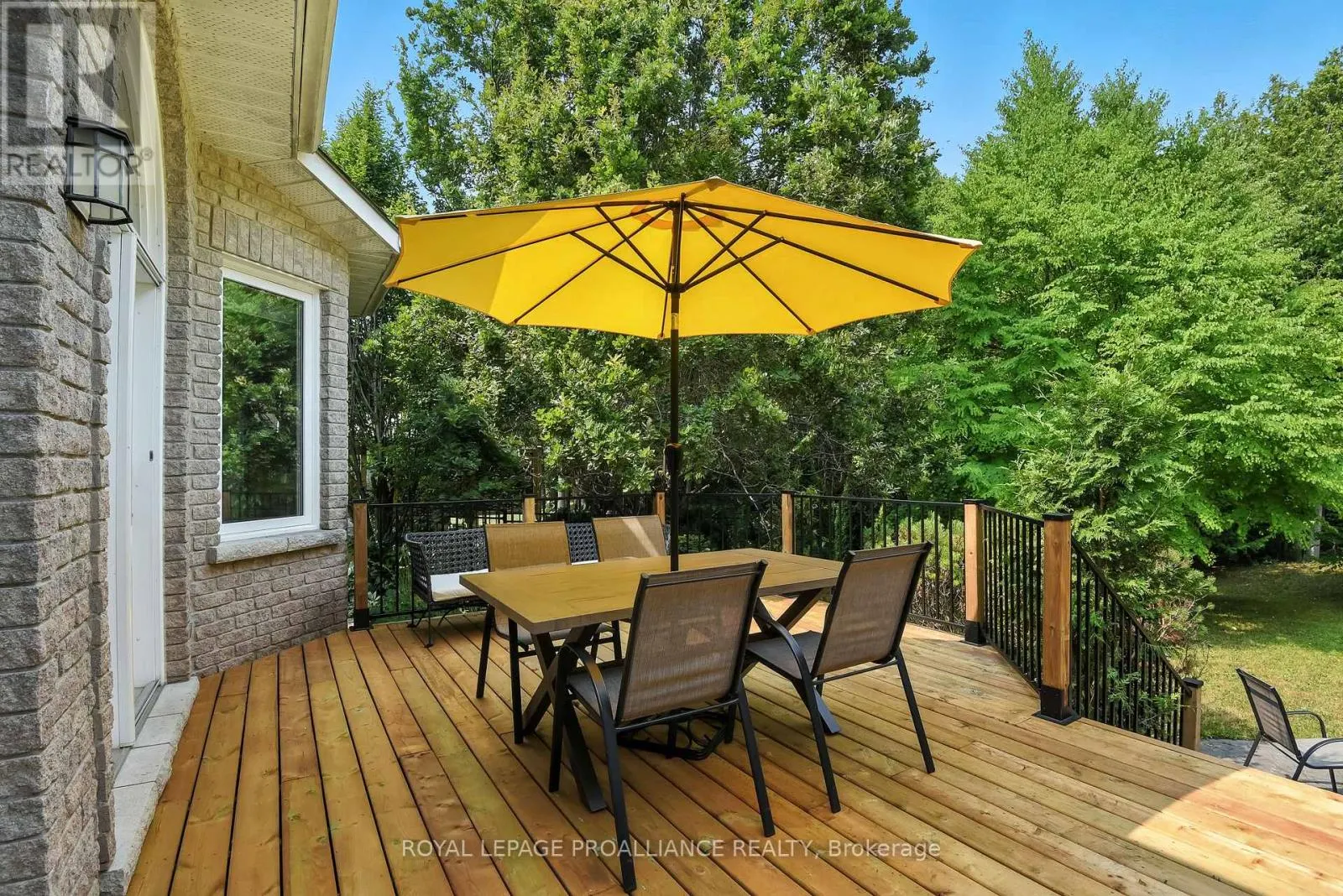 11 MILL POND COURT
