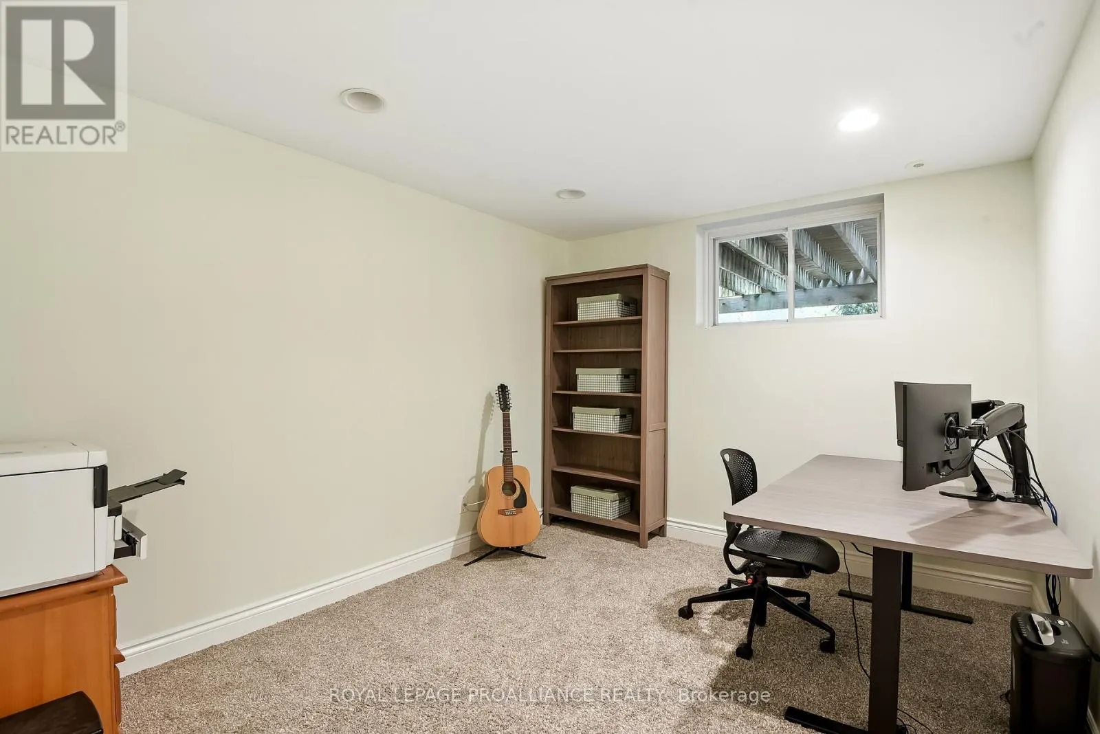11 MILL POND COURT