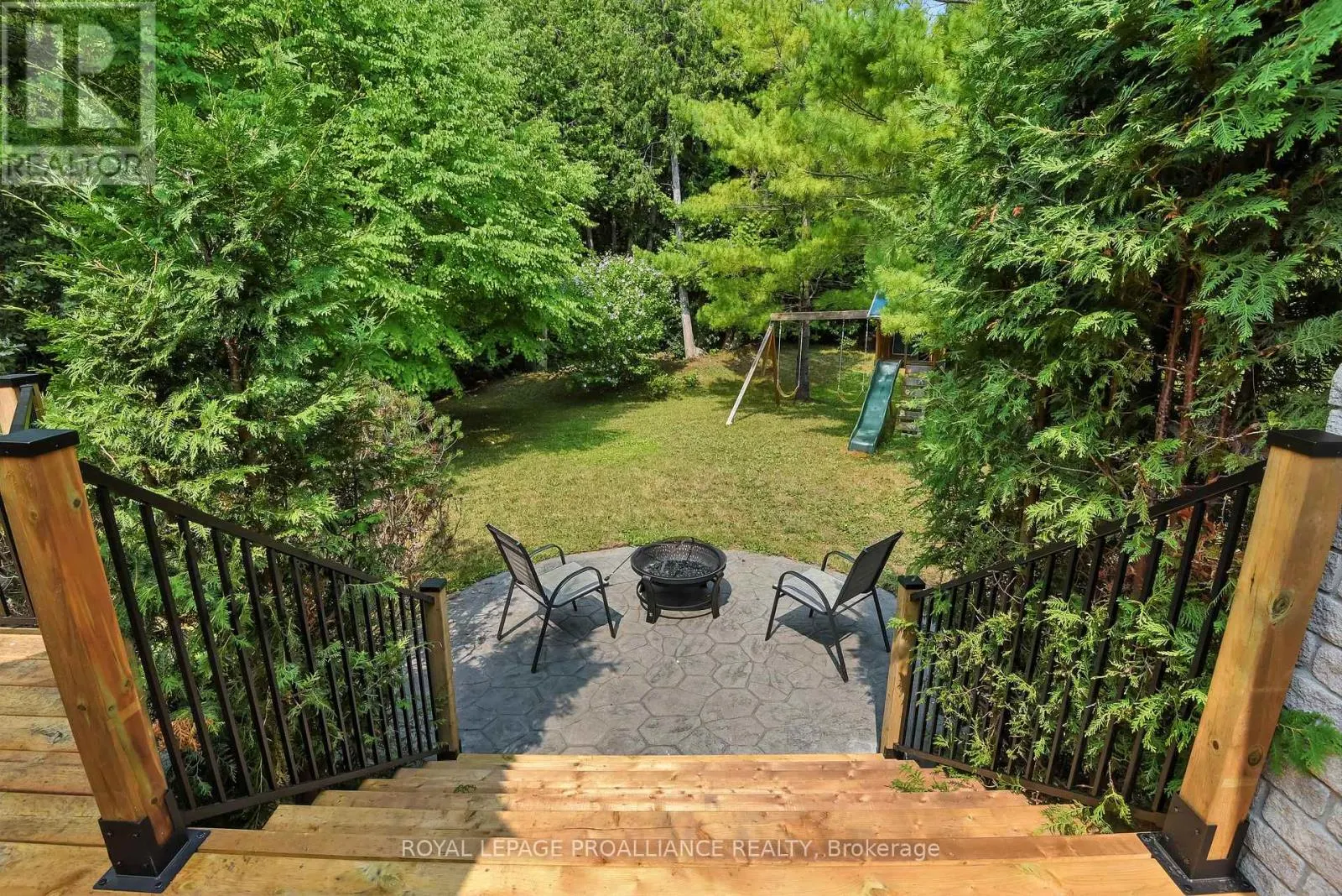 11 MILL POND COURT