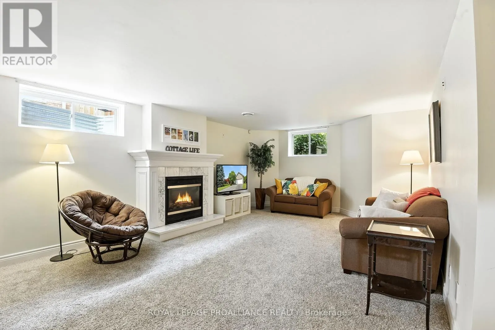 11 MILL POND COURT