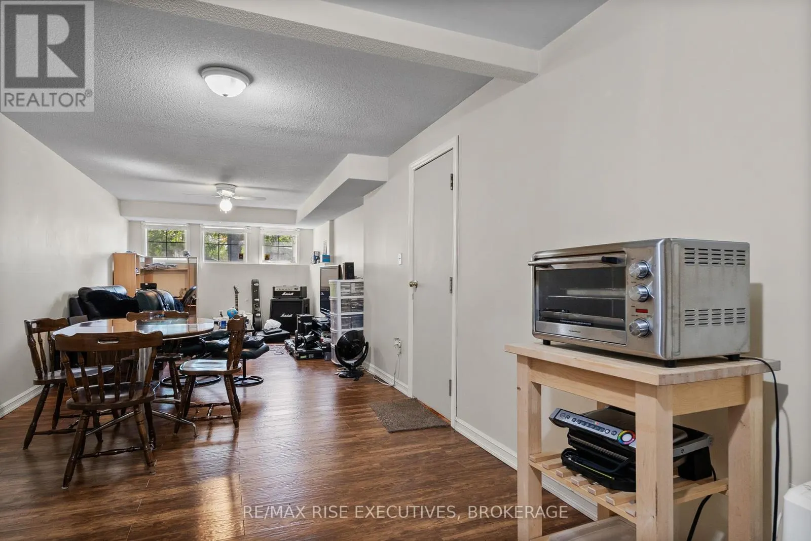 1279 BRACKENWOOD CRESCENT