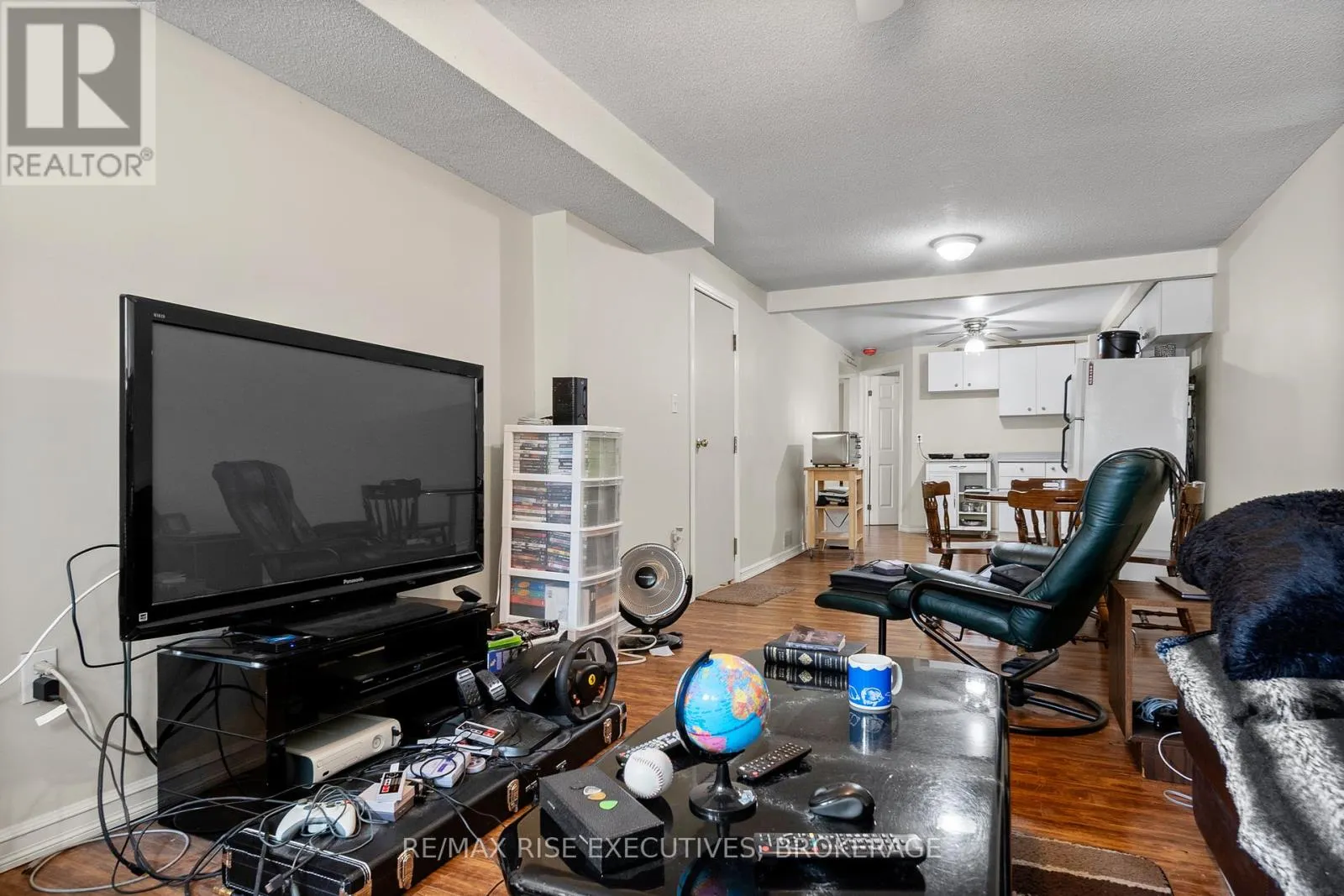 1279 BRACKENWOOD CRESCENT