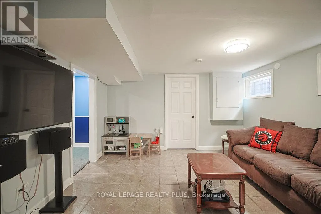 316 UPPER PARADISE ROAD